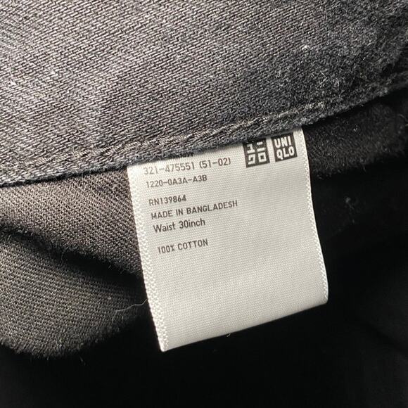 Uniqlo - Men's Black Straight Leg Jeans - 30 Waist - Picture 10 of 10